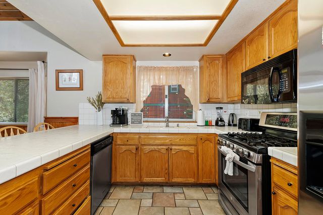 1174 Alameda Road, Big Bear, CA 92314