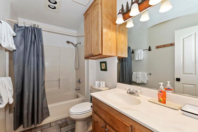 1174 Alameda Road, Big Bear, CA 92314