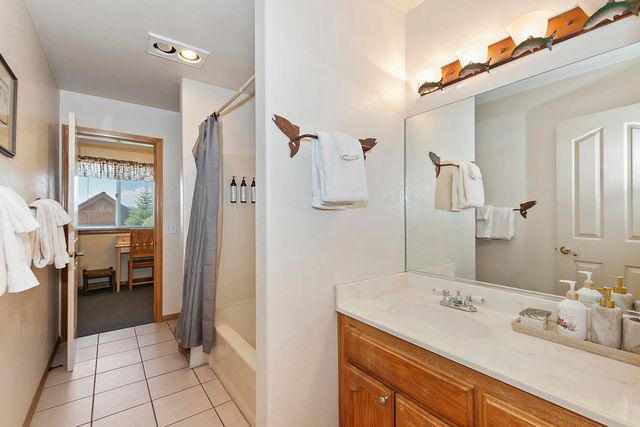 1174 Alameda Road, Big Bear, CA 92314