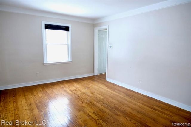 2141 Mahan Street, Ferndale, MI 48220