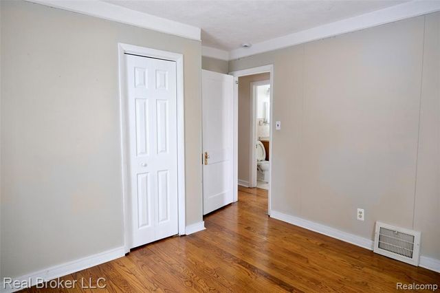 2141 Mahan Street, Ferndale, MI 48220