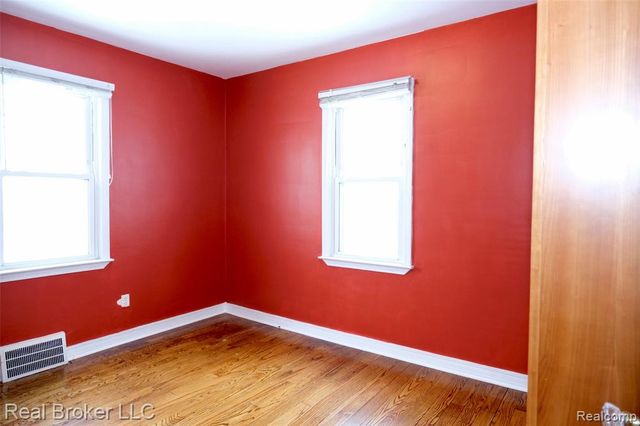 2141 Mahan Street, Ferndale, MI 48220