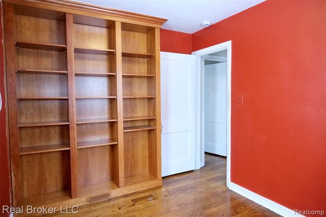 2141 Mahan Street, Ferndale, MI 48220