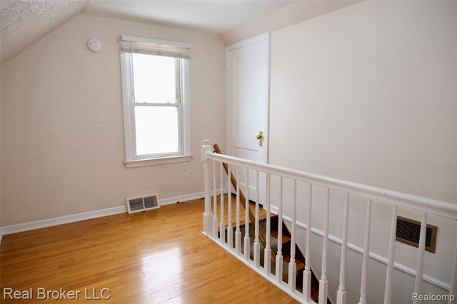 2141 Mahan Street, Ferndale, MI 48220