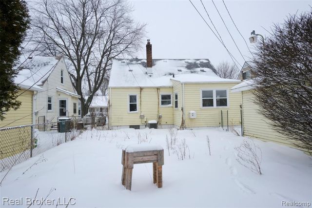 2141 Mahan Street, Ferndale, MI 48220