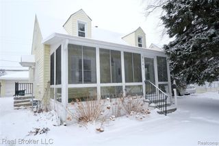 2141 Mahan Street, Ferndale, MI 48220