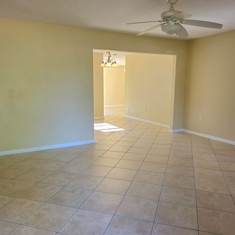 308 NW Victoria Avenue, Fort Walton Beach, FL 32548