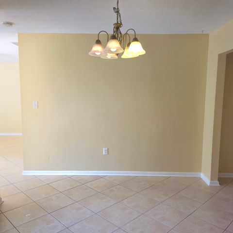 308 NW Victoria Avenue, Fort Walton Beach, FL 32548