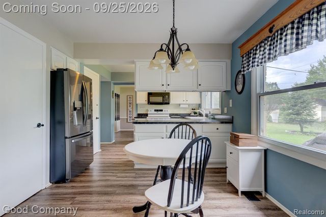 36058 Barkley Street, Livonia, MI 48154