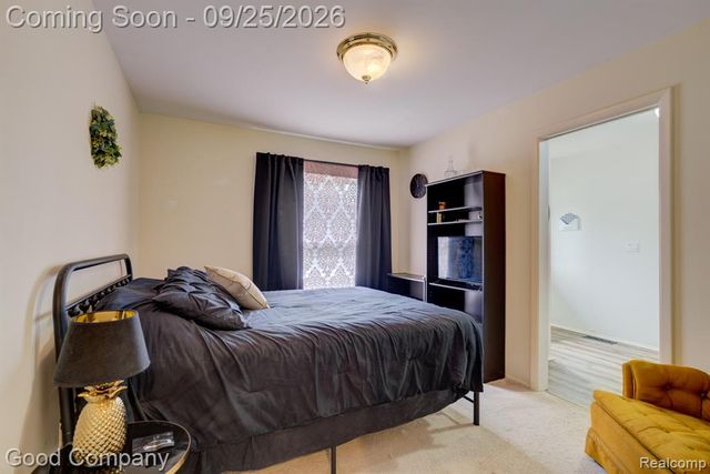 36058 Barkley Street, Livonia, MI 48154