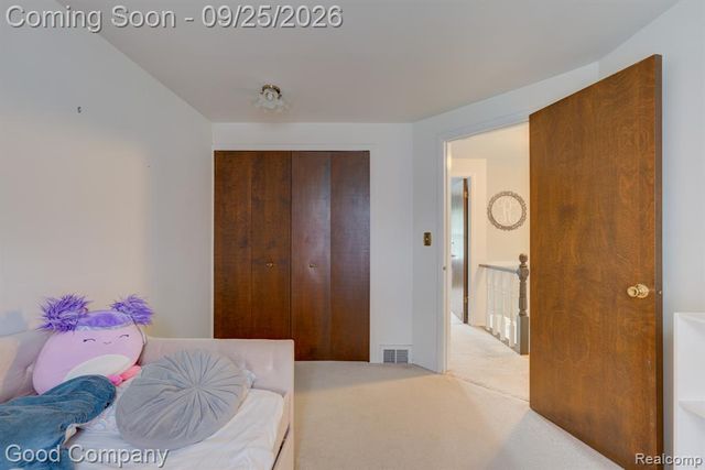 36058 Barkley Street, Livonia, MI 48154