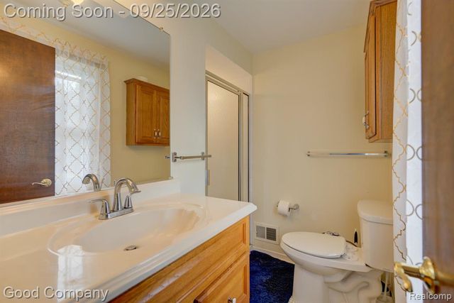 36058 Barkley Street, Livonia, MI 48154