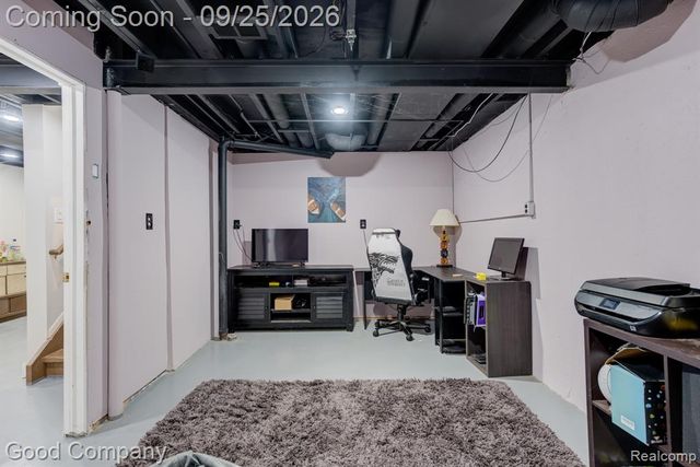 36058 Barkley Street, Livonia, MI 48154