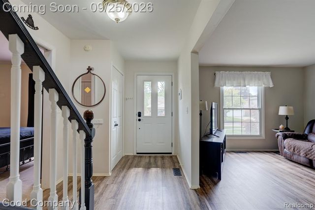 36058 Barkley Street, Livonia, MI 48154