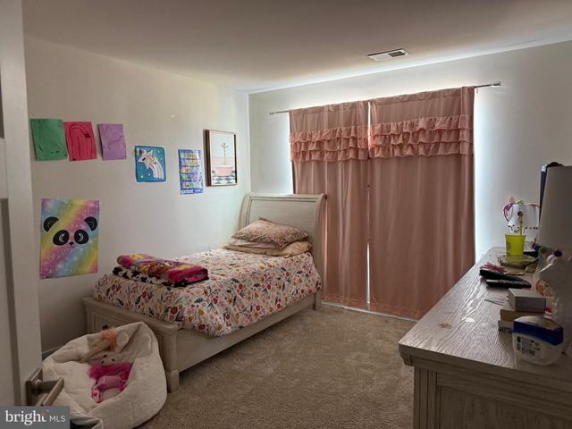 8005 MILLTOWN CIR, Cheltenham, PA 19012