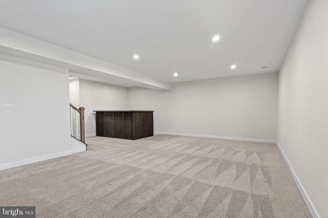 8005 MILLTOWN CIR, Cheltenham, PA 19012