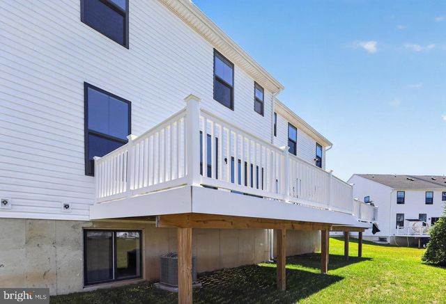 8005 MILLTOWN CIR, Cheltenham, PA 19012
