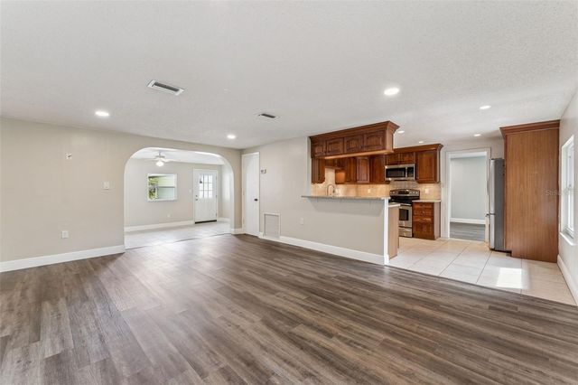 1221 LAKE DOWNEY DRIVE, Orlando, FL 32825