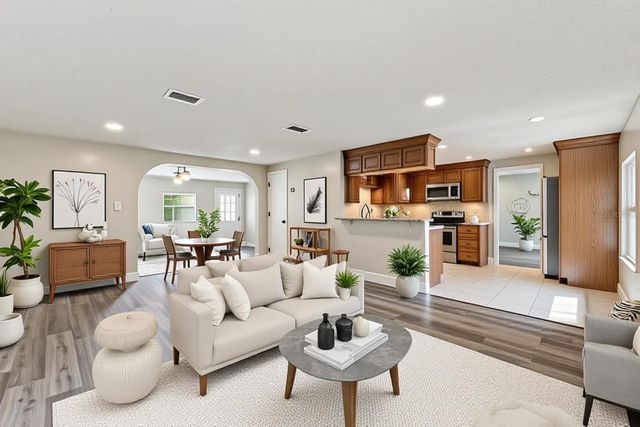 1221 LAKE DOWNEY DRIVE, Orlando, FL 32825