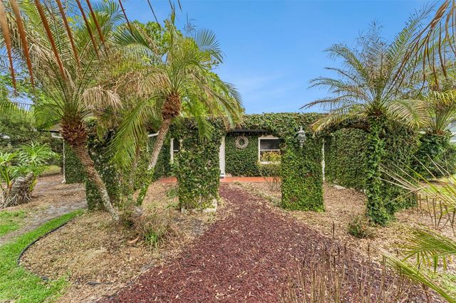 1221 LAKE DOWNEY DRIVE, Orlando, FL 32825