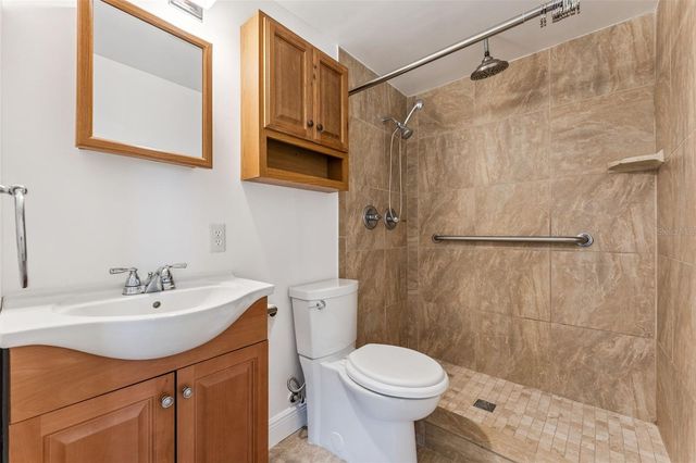 1221 LAKE DOWNEY DRIVE, Orlando, FL 32825