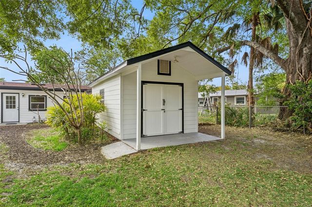 1221 LAKE DOWNEY DRIVE, Orlando, FL 32825