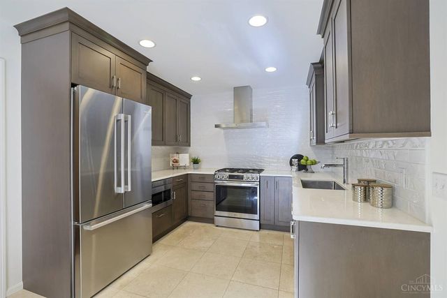 3486 Forestoak Court, Cincinnati, OH 45208