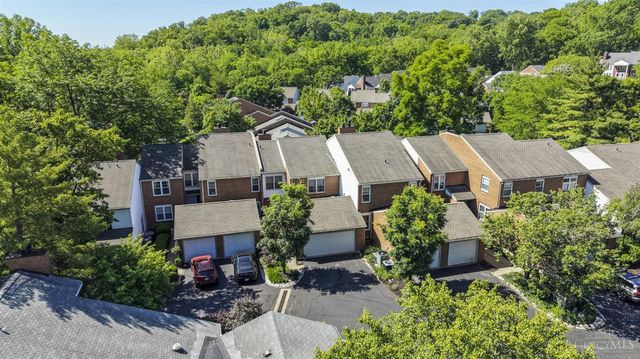 3486 Forestoak Court, Cincinnati, OH 45208