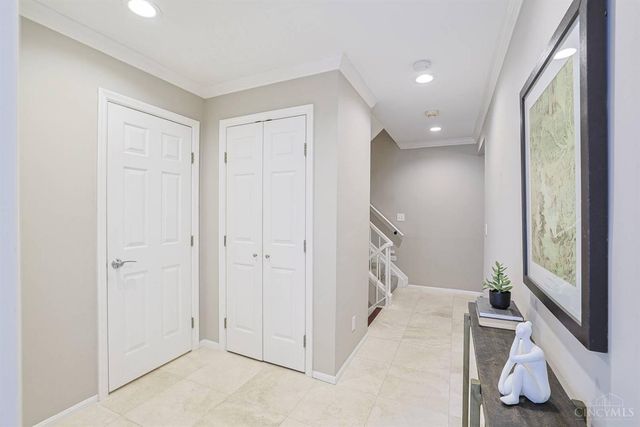 3486 Forestoak Court, Cincinnati, OH 45208