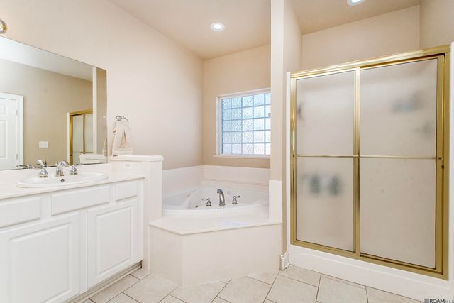 1005 Woodview Dr, Stephensville, LA 70380