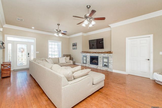 1005 Woodview Dr, Stephensville, LA 70380