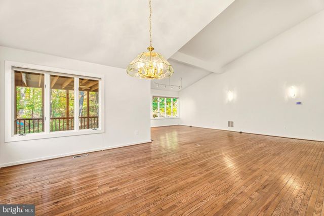 2 RIDERWOOD STA, Towson, MD 21204