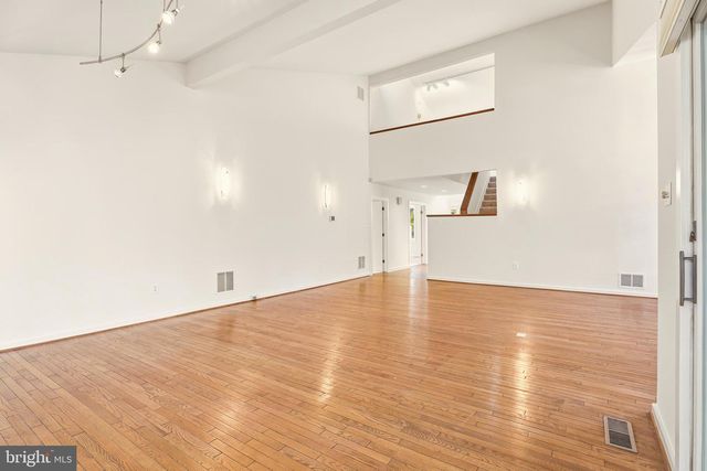 2 RIDERWOOD STA, Towson, MD 21204