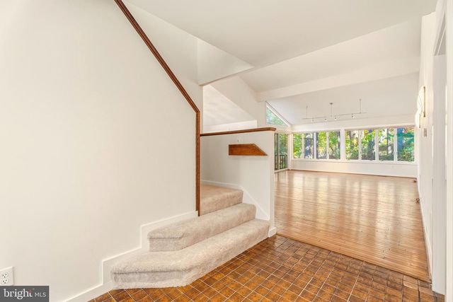 2 RIDERWOOD STA, Towson, MD 21204