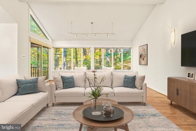 2 RIDERWOOD STA, Towson, MD 21204