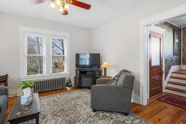 1 Ashmore Road, Worcester, MA 01602