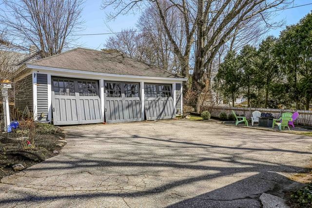 1 Ashmore Road, Worcester, MA 01602