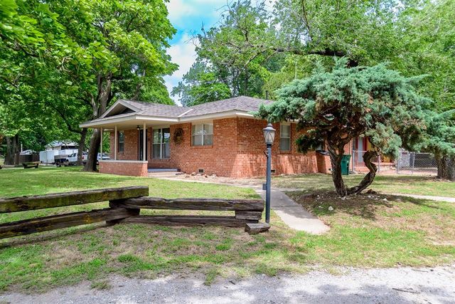 321 W Knipe Avenue, Perkins, OK 74059