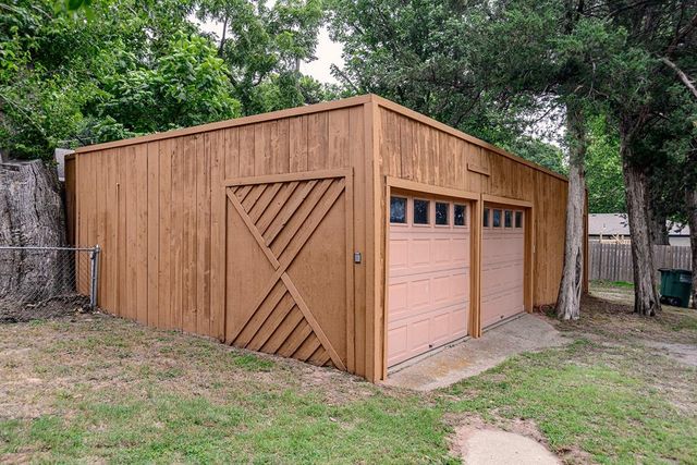 321 W Knipe Avenue, Perkins, OK 74059