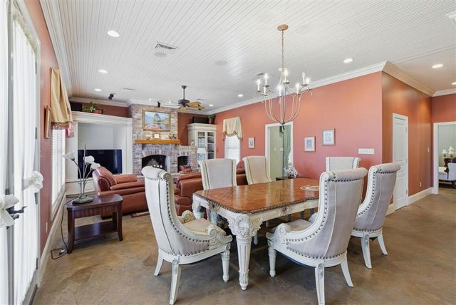 4817 Riverview Lane, Lake Charles, LA 70605