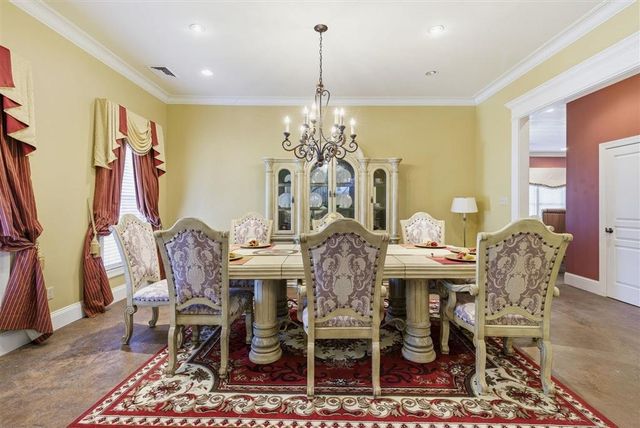 4817 Riverview Lane, Lake Charles, LA 70605