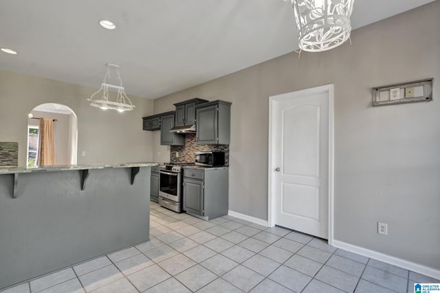420 NEWBERRY DRIVE, Pleasant Grove, AL 35127