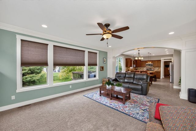 4408 163rd Street, Urbandale, IA 50323