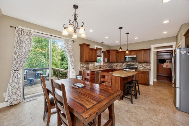 4408 163rd Street, Urbandale, IA 50323