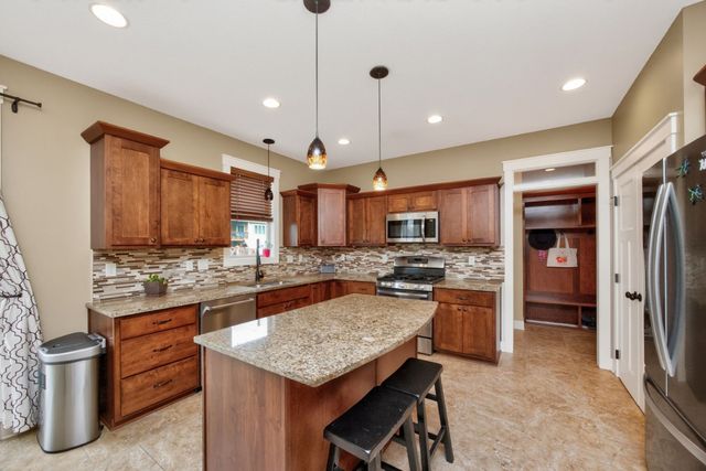 4408 163rd Street, Urbandale, IA 50323
