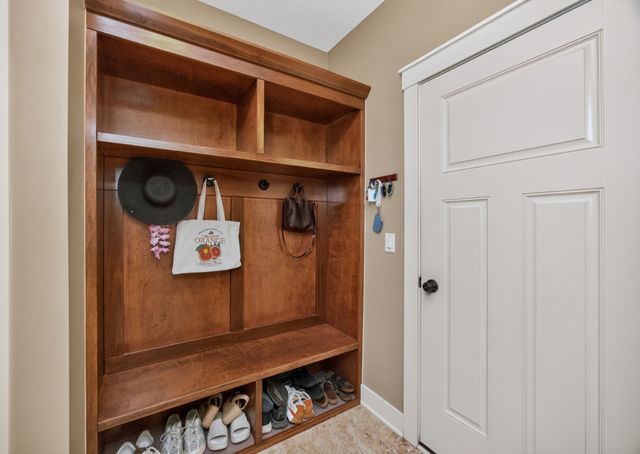 4408 163rd Street, Urbandale, IA 50323