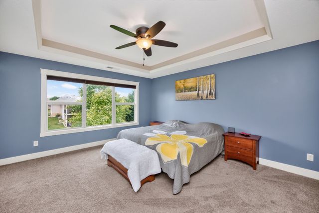 4408 163rd Street, Urbandale, IA 50323