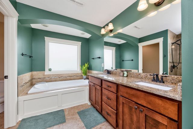4408 163rd Street, Urbandale, IA 50323