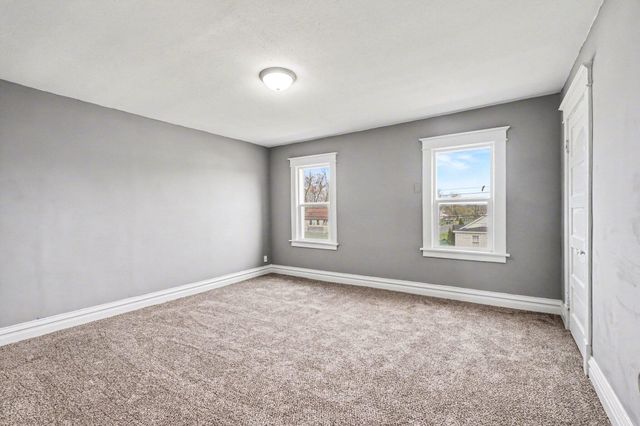 2008 E Stockbridge Avenue, Kalamazoo Twp, MI 49001