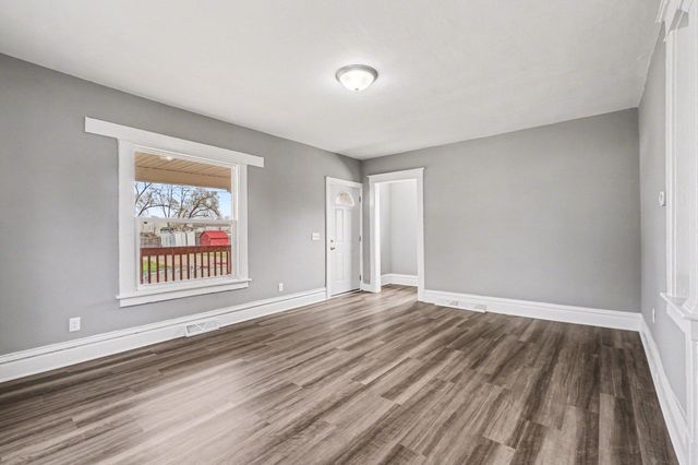 2008 E Stockbridge Avenue, Kalamazoo Twp, MI 49001